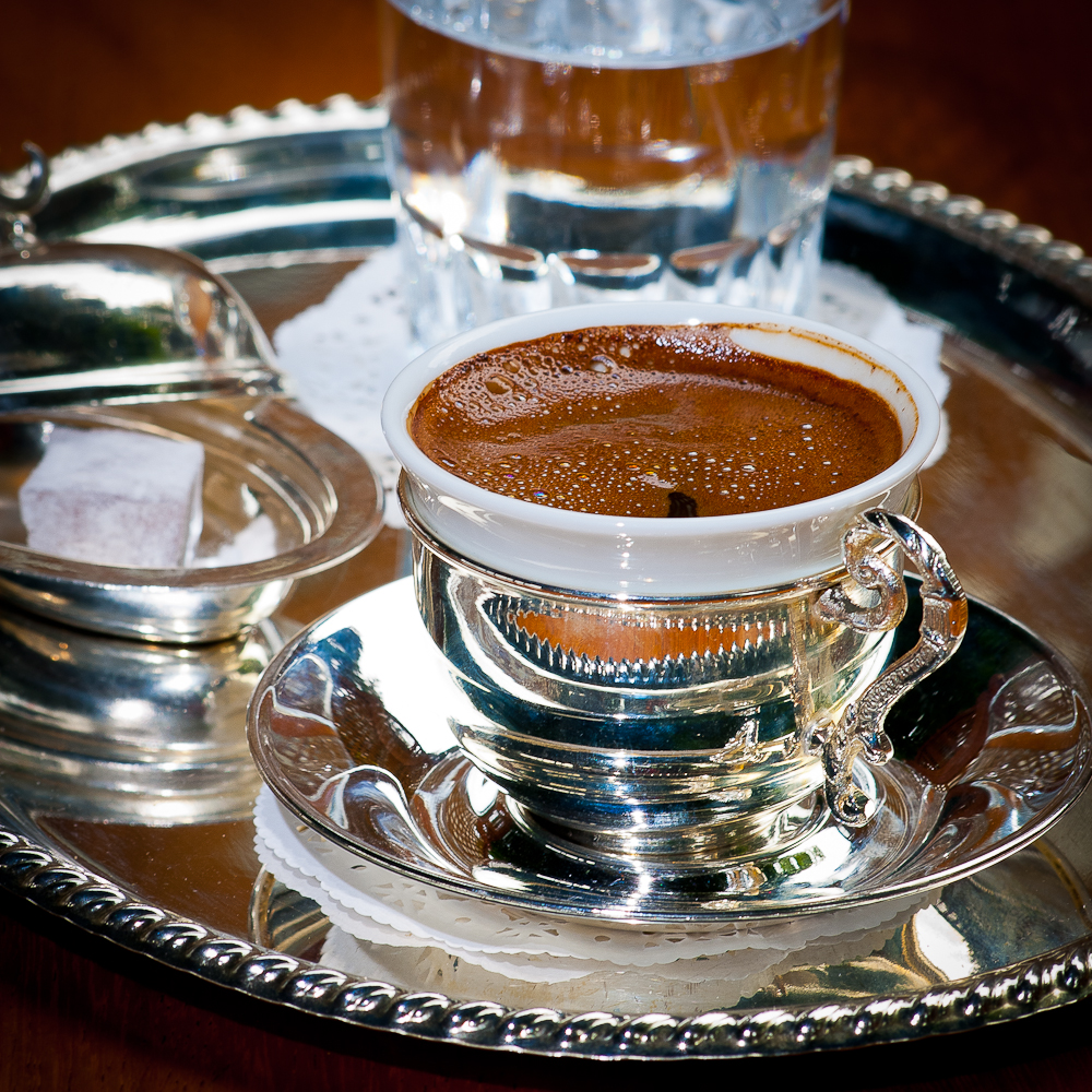 Damla Sakızlı Türk Kahvesi